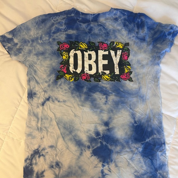 2 Obey Tee shirts, Size Medium - Picture 3 of 5